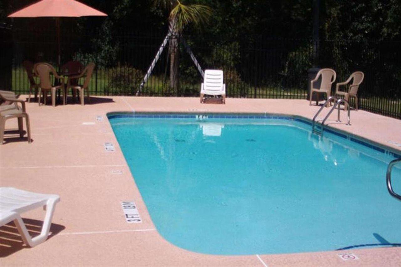 Western Motel Inn And Suites Hazelhurst Hazlehurst Экстерьер фото