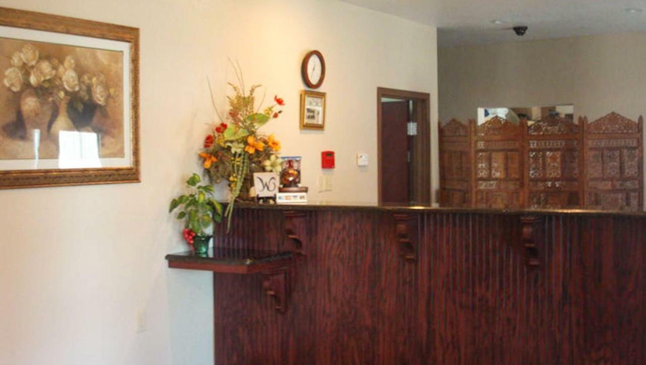 Western Motel Inn And Suites Hazelhurst Hazlehurst Экстерьер фото